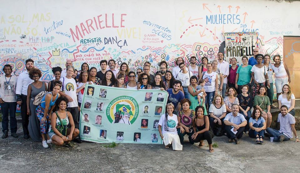 Na Maré, mulheres negras e faveladas estão na linha de frente na luta contra o aumento da covid-19
